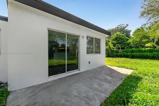 $450,000 | 5713 Seton Drive, Margate, FL 33063