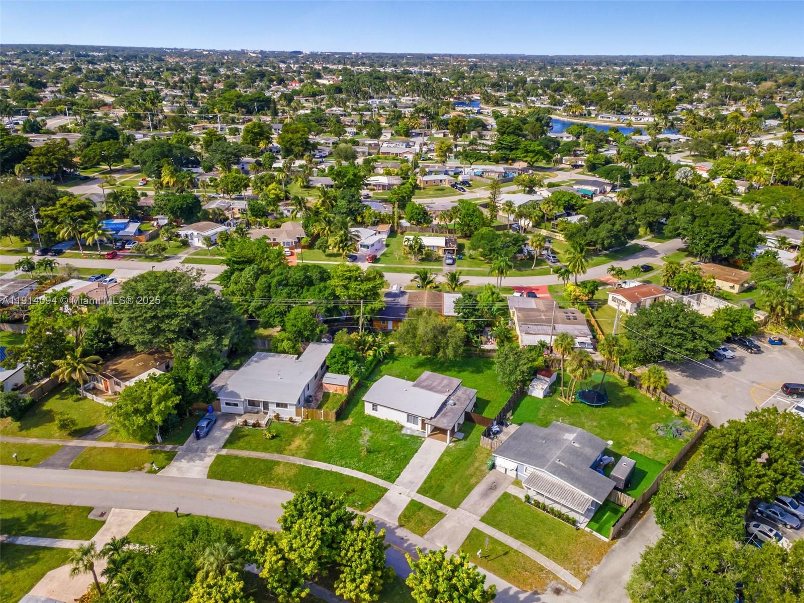 5713 Seton Drive Margate, FL 33063 - Photo 31 of 33 an aerial view of residential houses with outdoor space