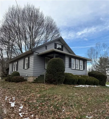 $219,900 | 416 Country Club Drive, Ellwood City, PA 16117