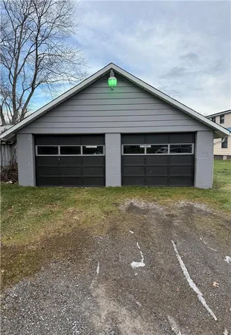 $219,900 | 416 Country Club Drive, Ellwood City, PA 16117