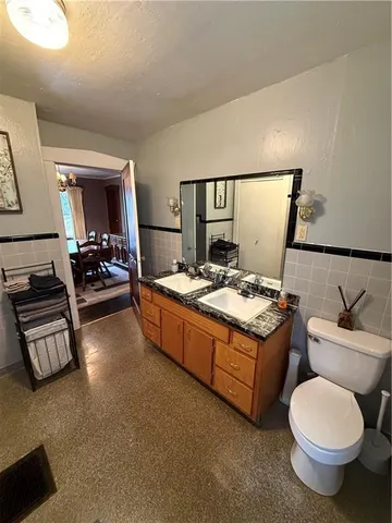 $219,900 | 416 Country Club Drive, Ellwood City, PA 16117