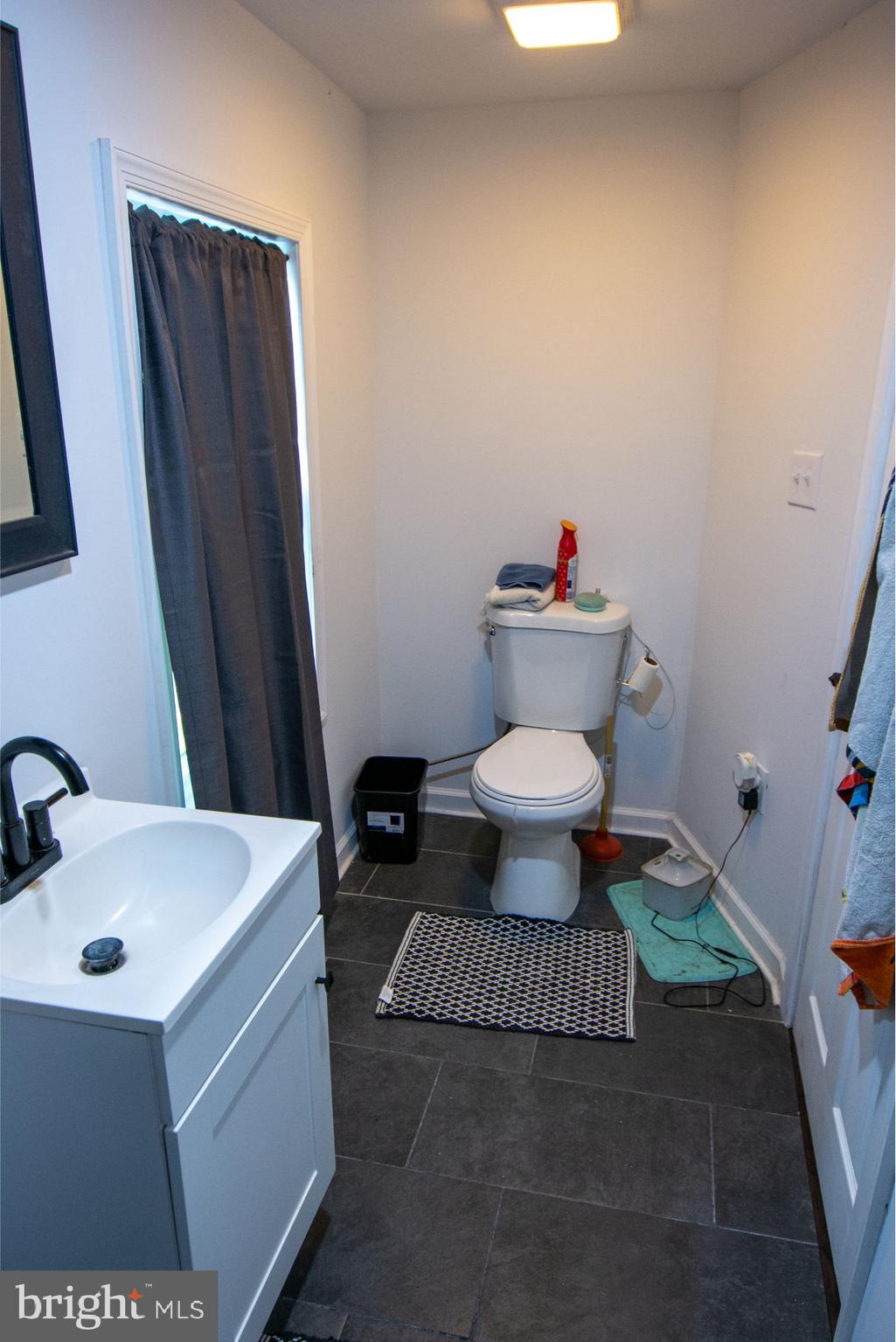 8470 Fox Hill Road Waynesboro, PA 17268 - Photo 5 of 28 Gallery Image 5