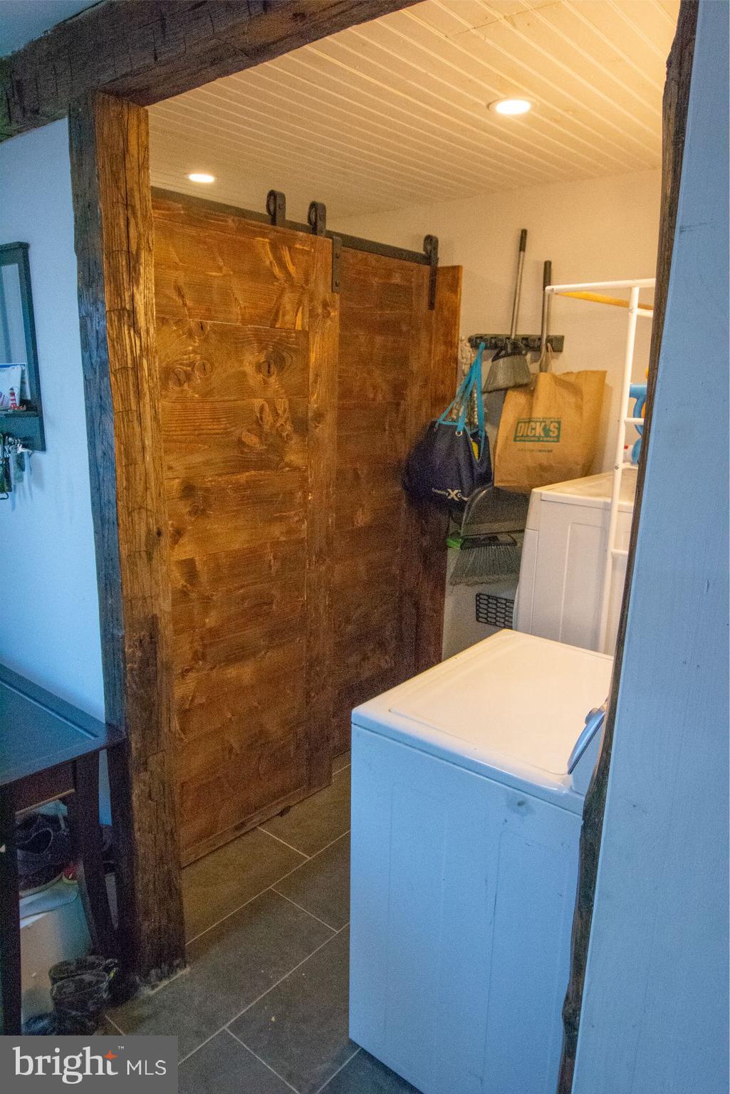 8470 Fox Hill Road Waynesboro, PA 17268 - Photo 7 of 28 Gallery Image 7