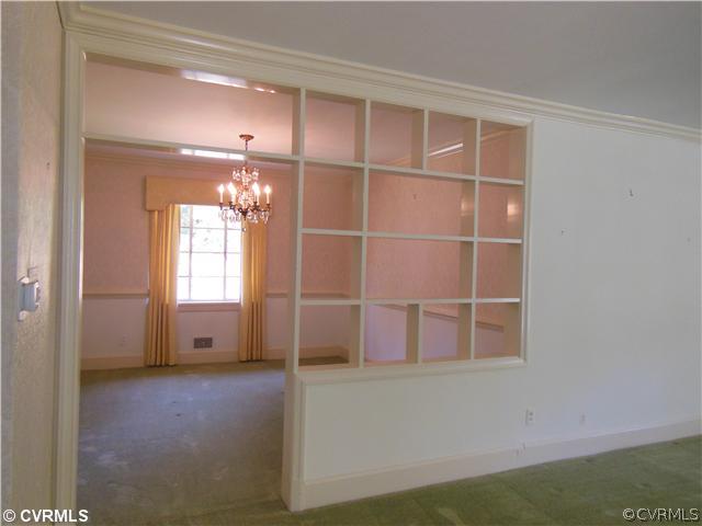 8010 Cameron Road Richmond, VA 23229 - Photo 6 of 14 a view of a livingroom with a white walls