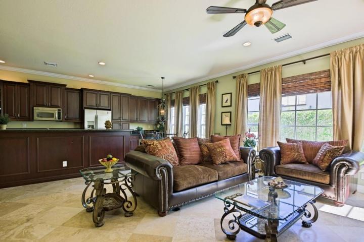 7660 Via Flores Way Boca Raton, FL 33487 - Photo 5 of 24 FAMILY ROOM
