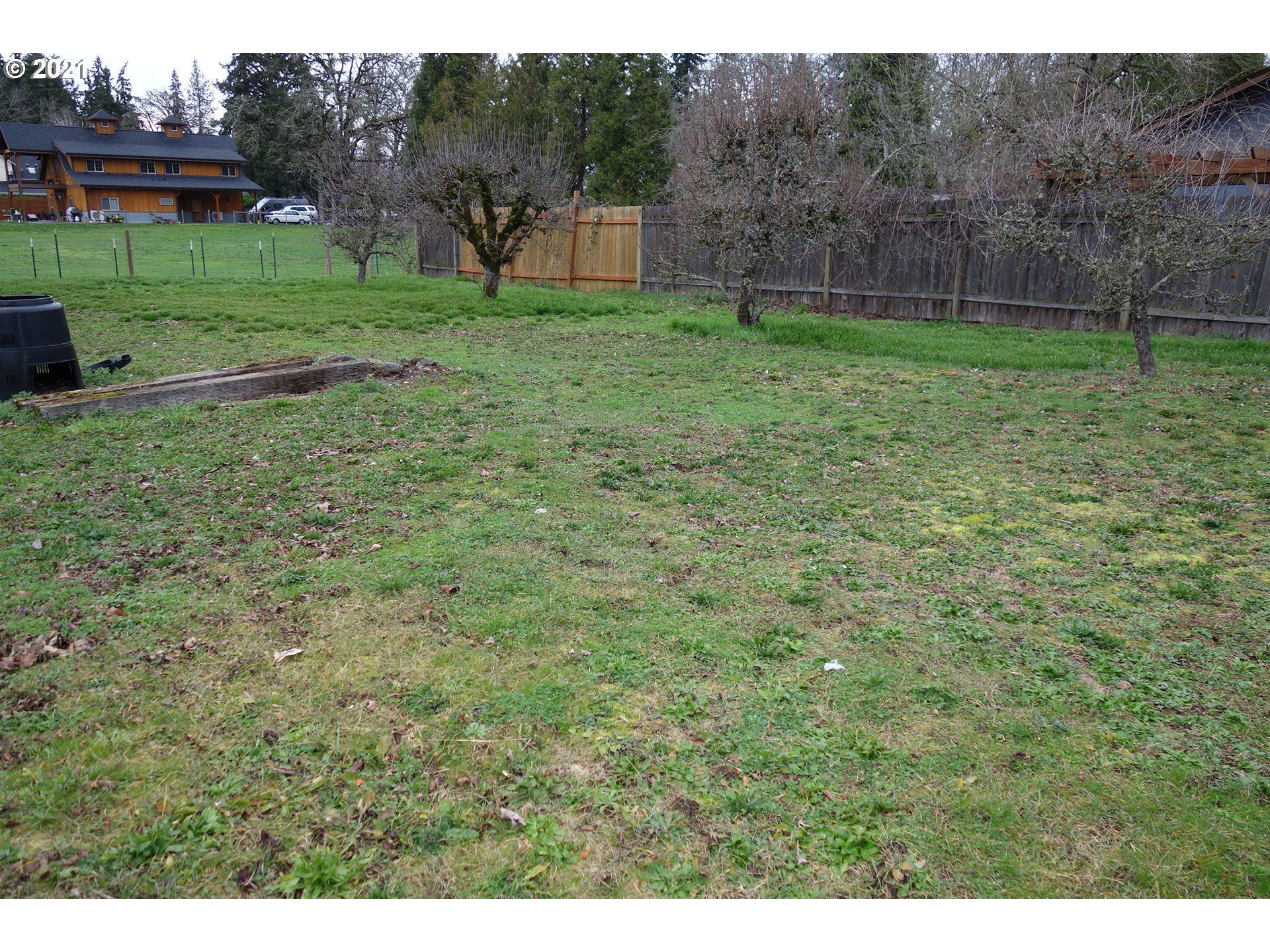 1345 Brickley Road Eugene, OR 97401 - Photo 17 of 20 Gallery Image 17