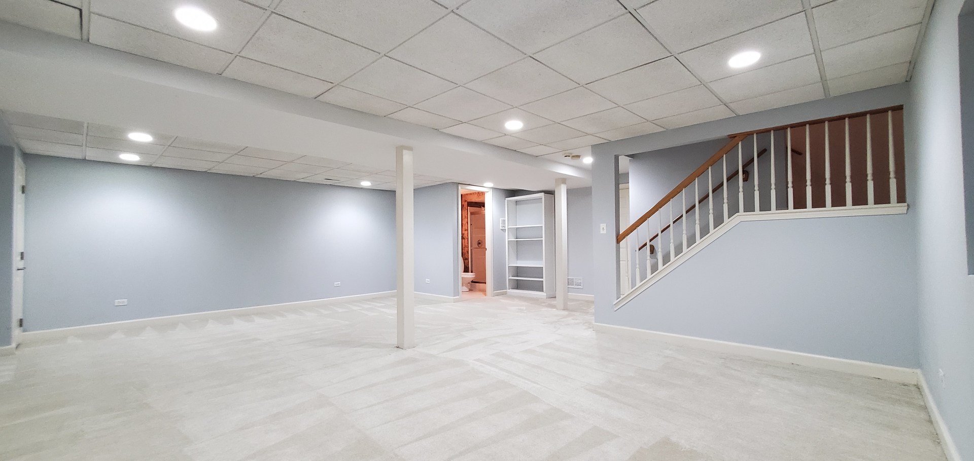 536 West Evergreen Street Wheaton, IL 60187 - Photo 26 of 27 a view of an empty room