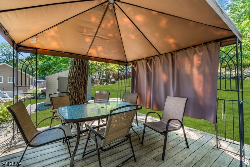 16 Lakeview Road Hopatcong, NJ 07843 - Photo 42 of 50 Gallery Image 42