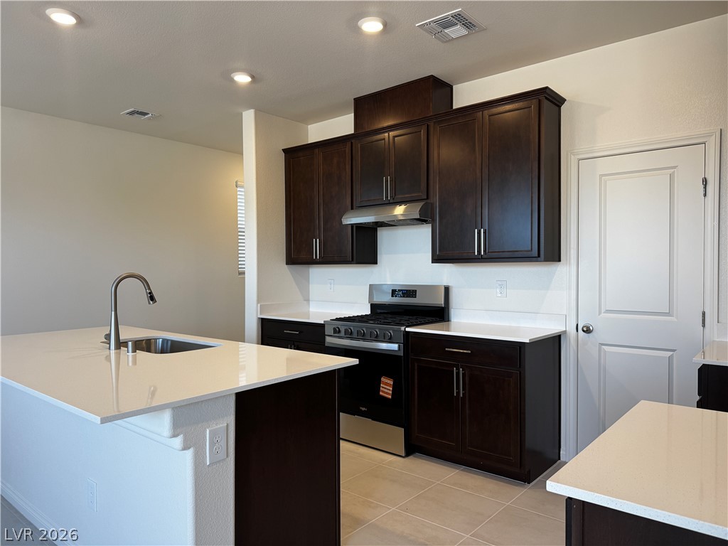 9250 Innot Avenue Las Vegas, NV 89148 - Photo 8 of 32