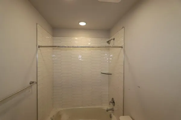 $2,450 | 15704 Singh Drive, Austin, TX 78728