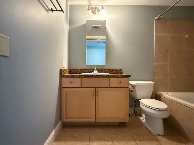 $2,200 | 333 Atwells Avenue, Unit 310, Providence, RI 02903