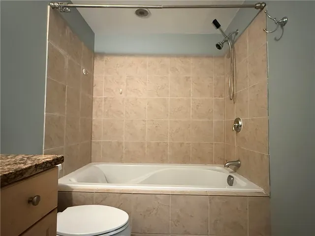 $2,200 | 333 Atwells Avenue, Unit 310, Providence, RI 02903