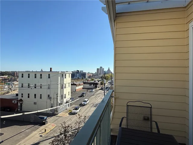 $2,200 | 333 Atwells Avenue, Unit 310, Providence, RI 02903