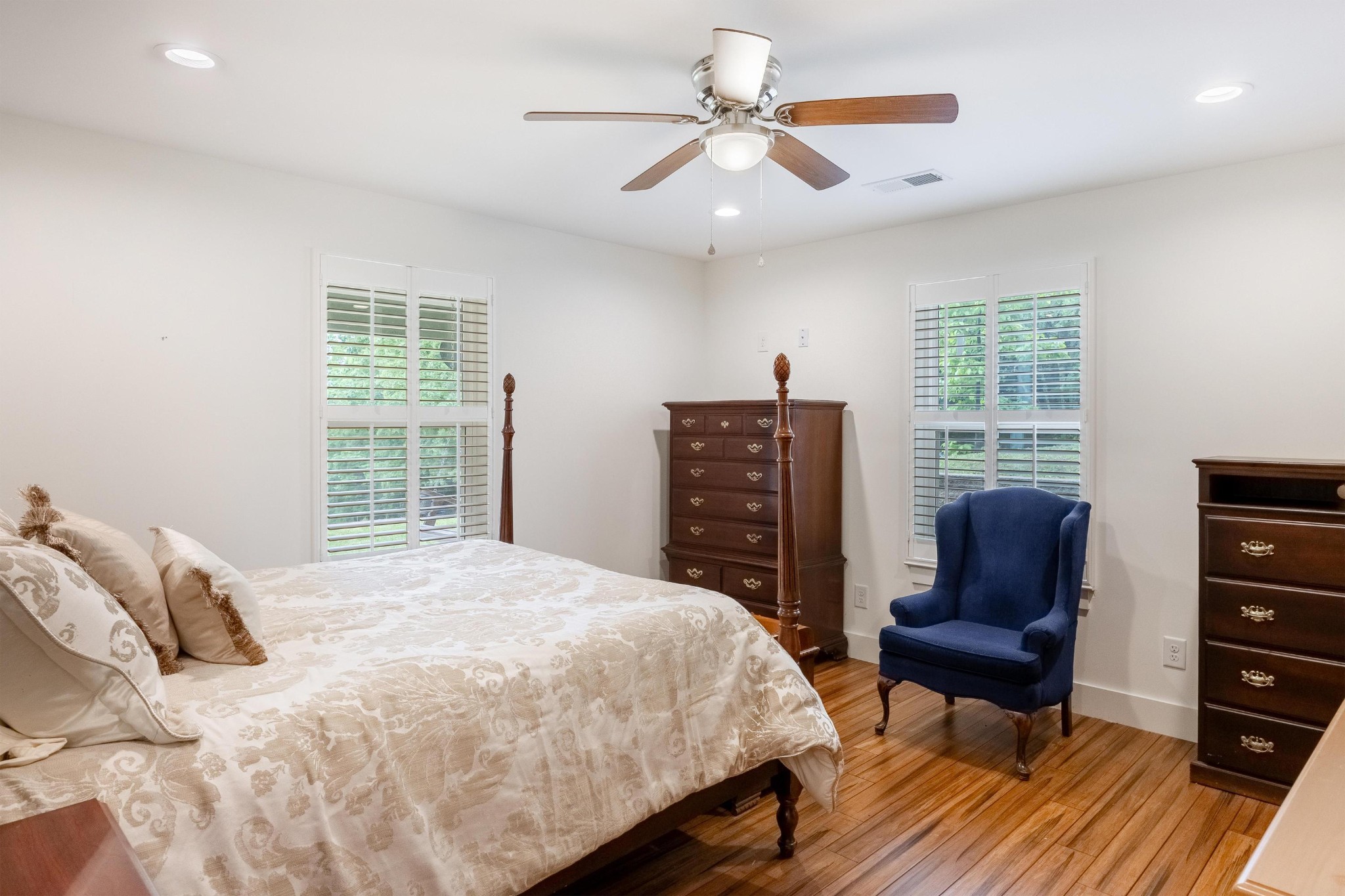 6435 Davis Hill Road Birchwood, TN 37308 - Photo 49 of 64 a bedroom with a bed a chair and a large window