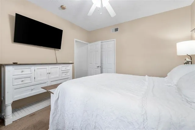 $289,900 | 10000 Southwest 52nd Avenue, Unit 35, Gainesville, FL 32608