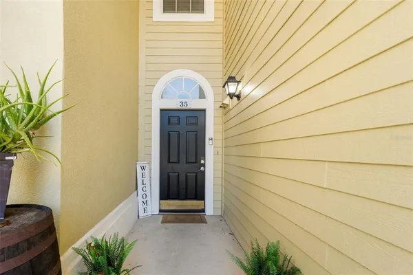 $289,900 | 10000 Southwest 52nd Avenue, Unit 35, Gainesville, FL 32608