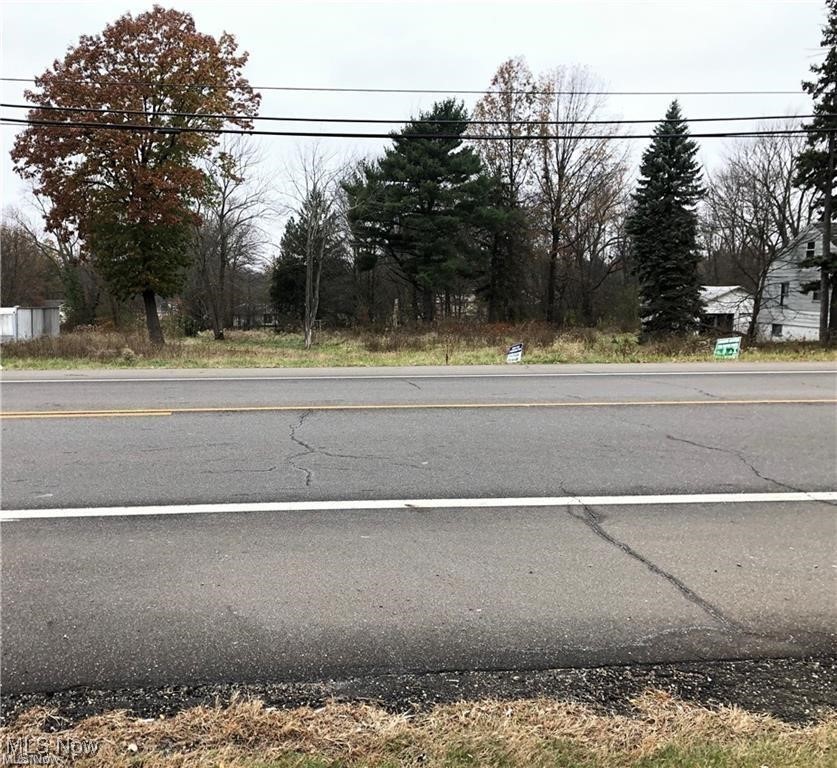 498-514 Niles Cortland Road Southeast Warren, OH 44484 - Photo 2 of 3 View of street