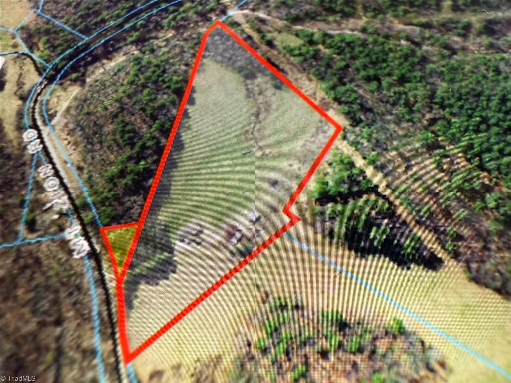 934 Mt Zion Road Deep Gap, NC 28618 - Photo 3 of 37