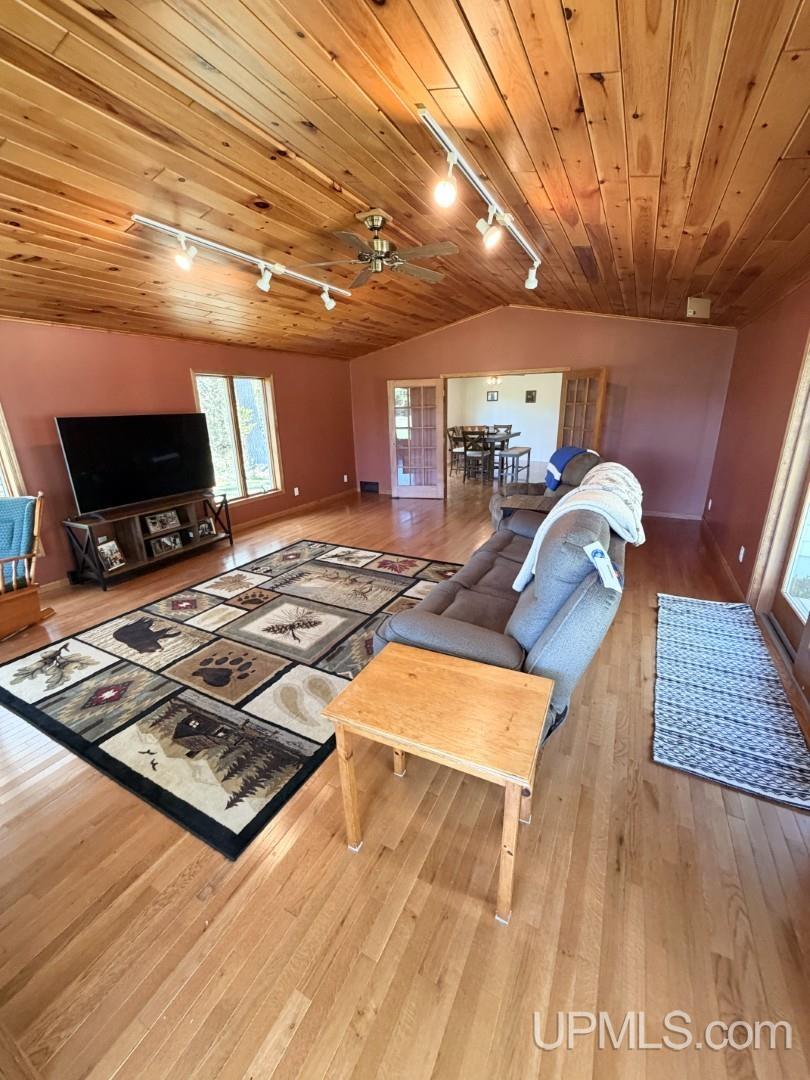 1146 Cooper Lake Road Ishpeming, MI 49849 - Photo 7 of 57