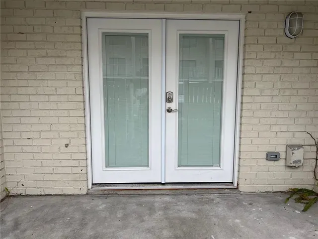 $1,300 | 3805 Houma Boulevard, Unit B116, Metairie, LA 70006