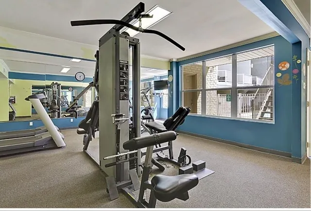 $1,300 | 3805 Houma Boulevard, Unit B116, Metairie, LA 70006