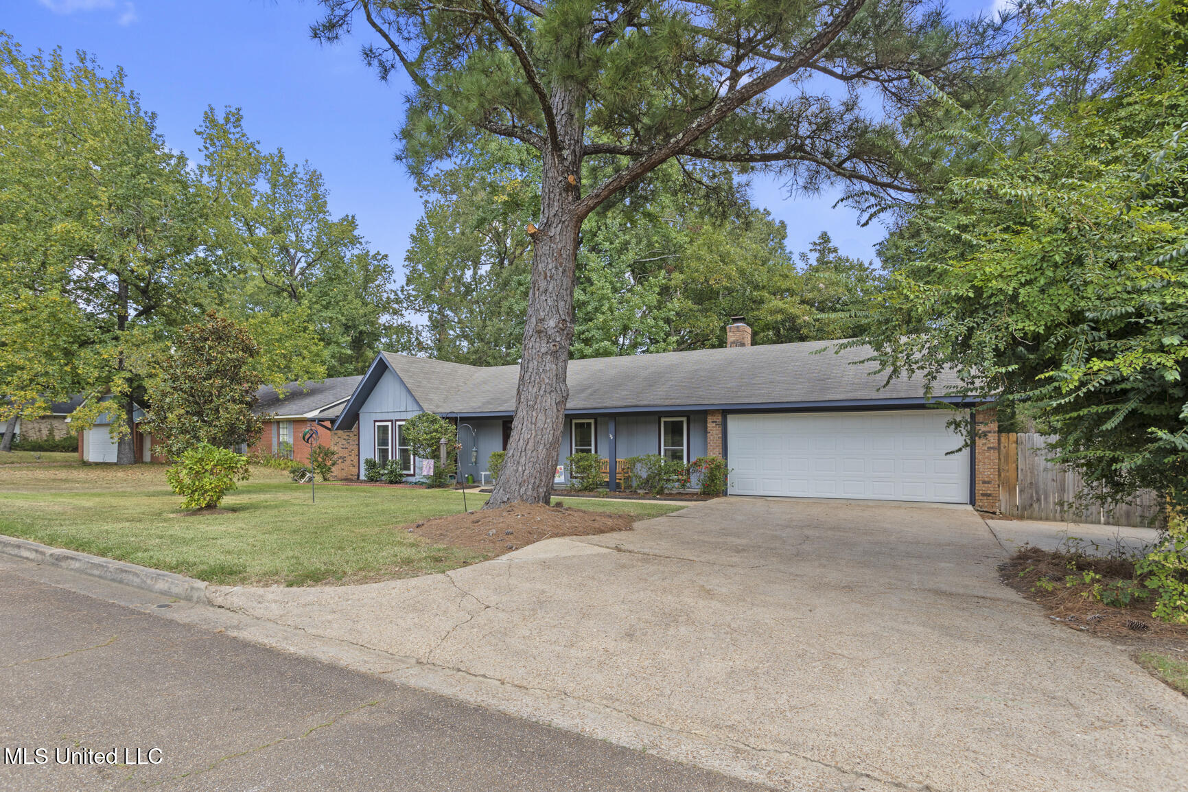 102 Spanish Moss Drive Clinton, MS 39056 - Photo 2 of 32 102 Spanish Moss-1