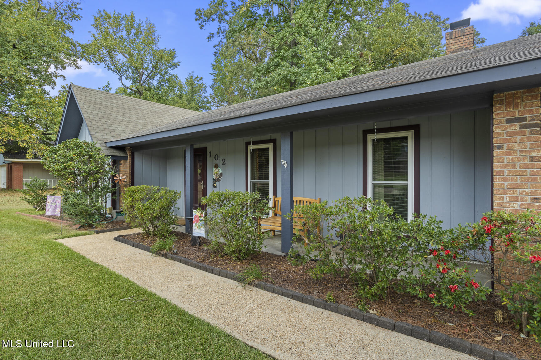 102 Spanish Moss Drive Clinton, MS 39056 - Photo 4 of 32 102 Spanish Moss-4