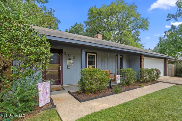 $239,900 | 102 Spanish Moss Drive, Clinton, MS 39056