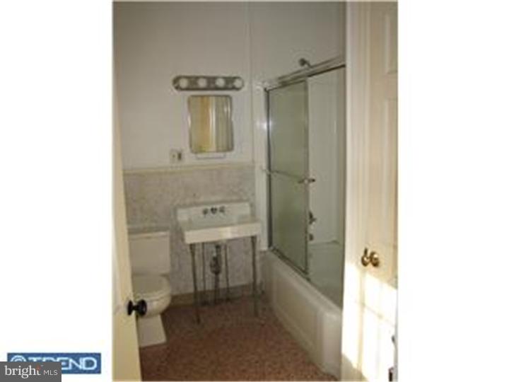 95 Market Street Salem, NJ 08079 - Photo 6 of 8