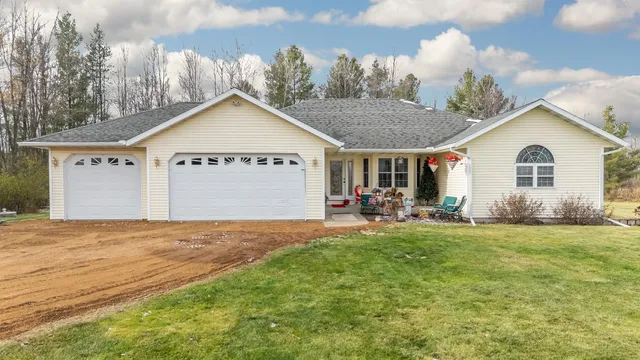 $450,000 | 10779 Stadt Road, Marshfield, WI 54449