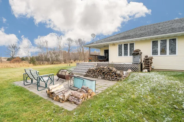 $450,000 | 10779 Stadt Road, Marshfield, WI 54449