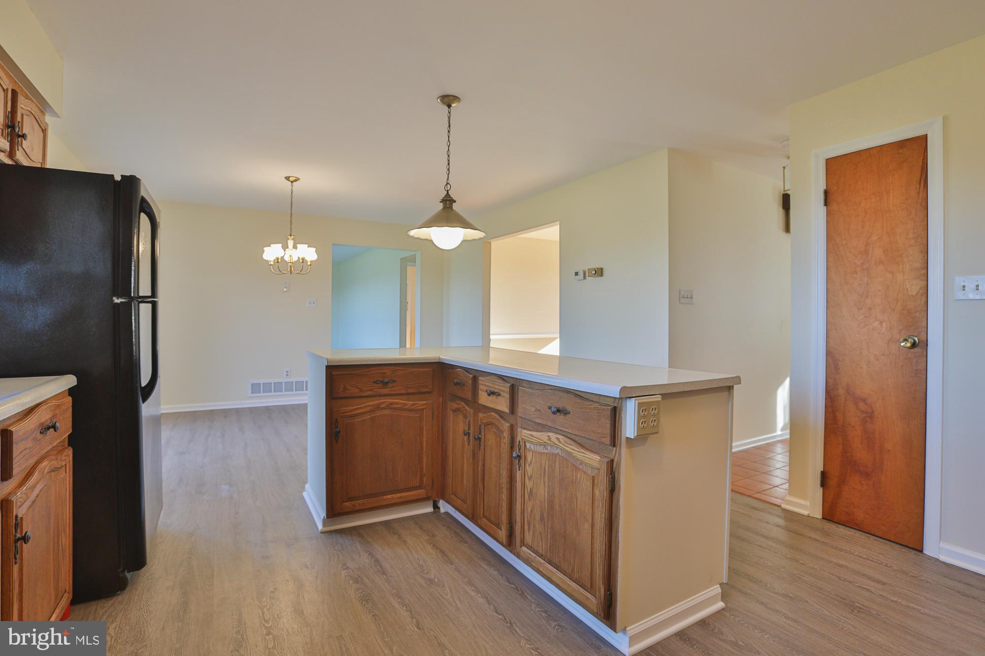 330 Blue School Road Perkasie, PA 18944 - Photo 8 of 41 L-shaped island for the chef and family.