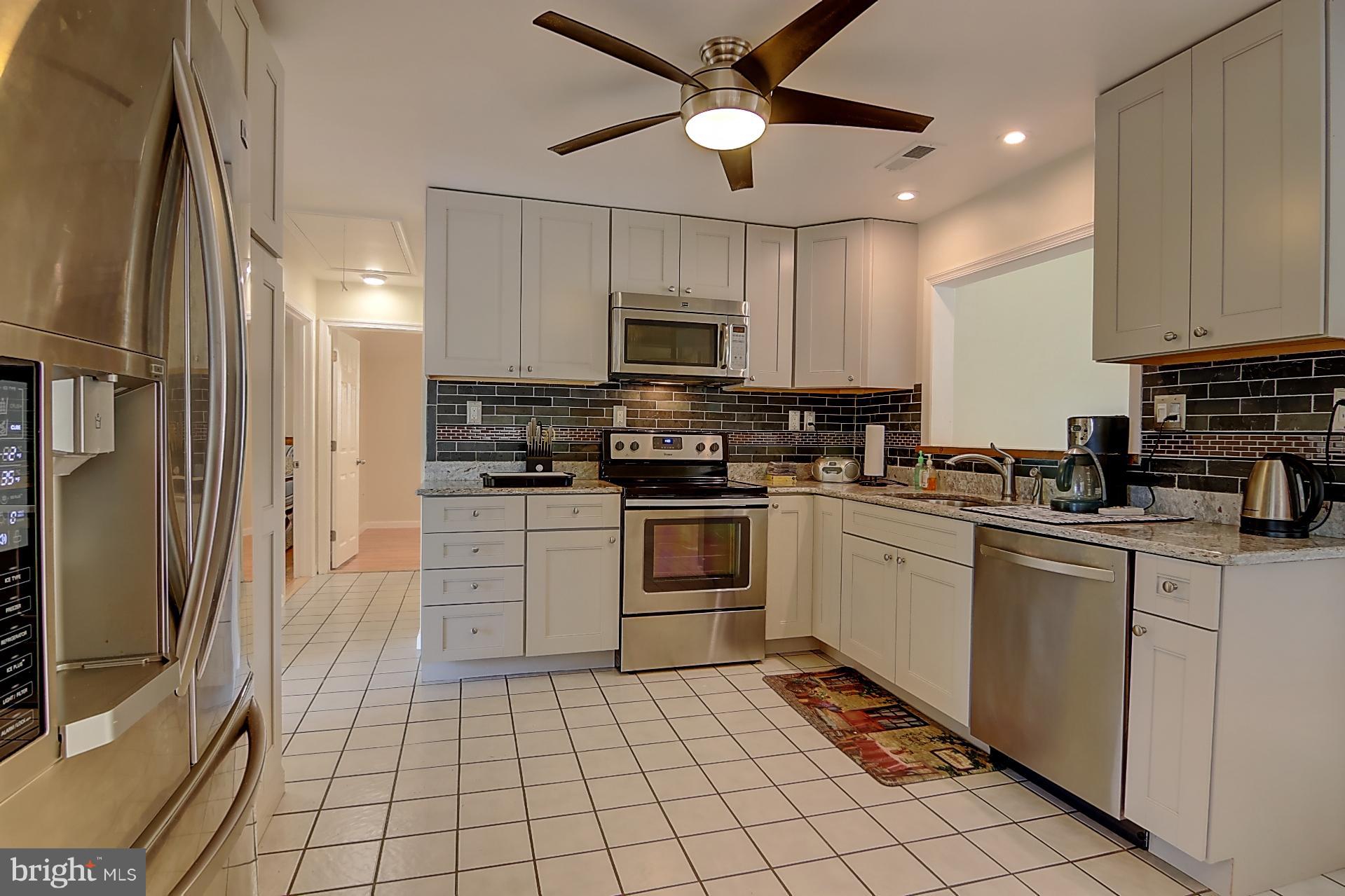 1930 Arundel Road Pasadena, MD 21122 - Photo 12 of 30 Kitchen