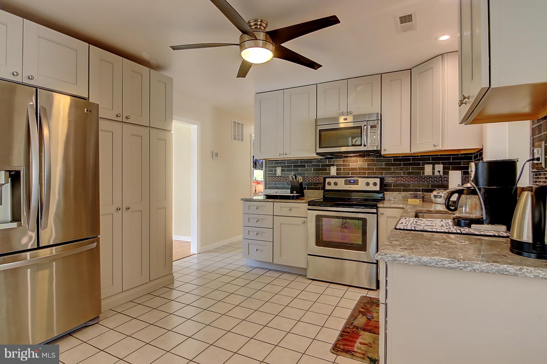 1930 Arundel Road Pasadena, MD 21122 - Photo 14 of 30 Kitchen