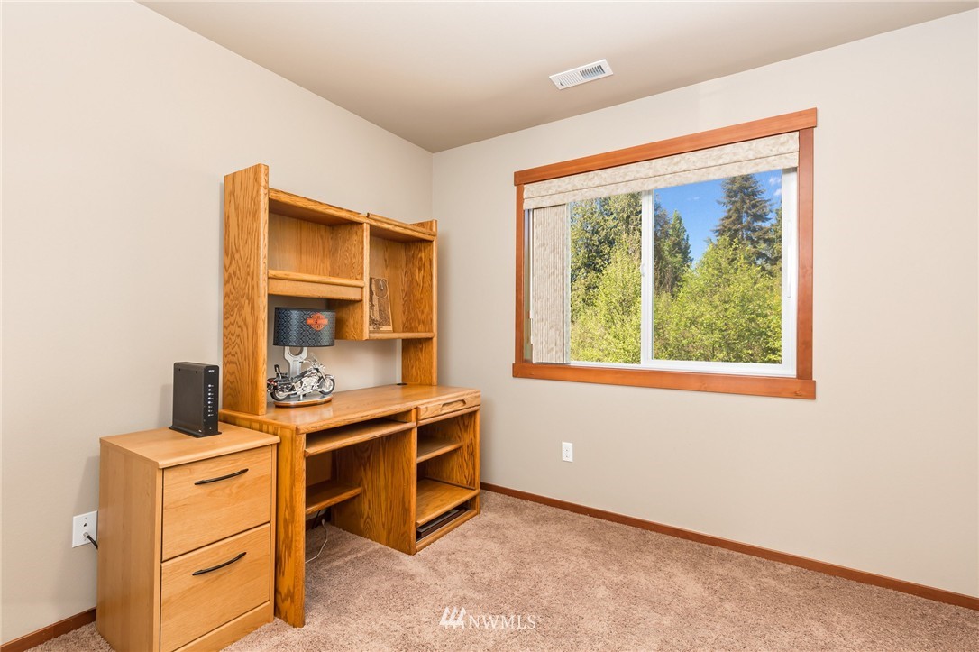3611 164th Street Southeast Bothell, WA 98012 - Photo 14 of 18 Gallery Image 14