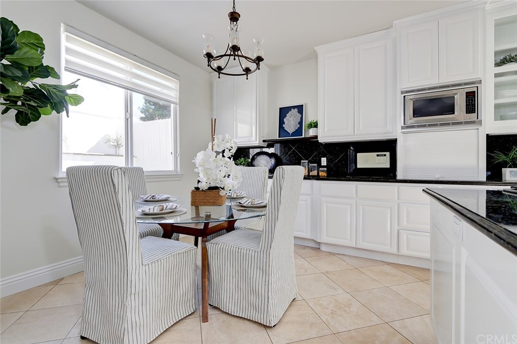 2818 North Ardmore Avenue Manhattan Beach, CA 90266 - Photo 15 of 34 a view of kitchen with sink microwave and refrigerator