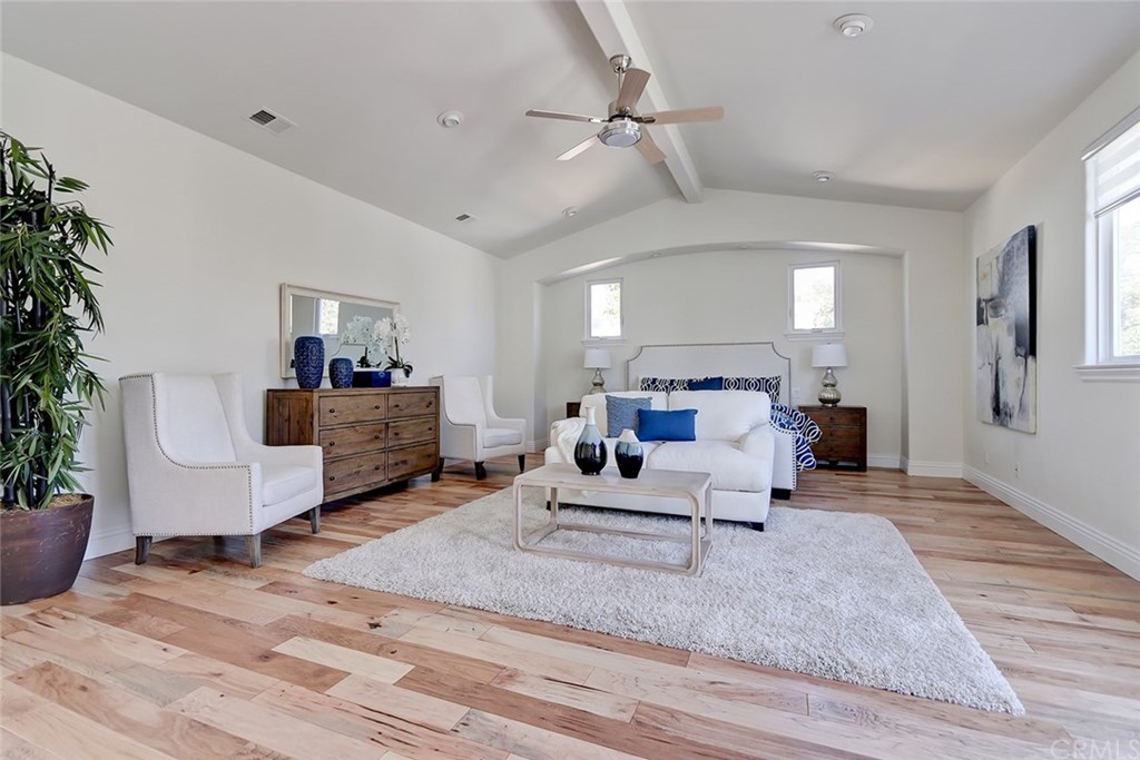 2818 North Ardmore Avenue Manhattan Beach, CA 90266 - Photo 20 of 34 a bed room with a bed and a couch