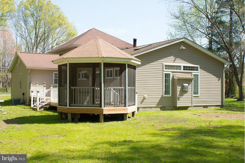 1515 Snug Harbor Road Shady Side, MD 20764 - Photo 2 of 30 Exterior (Rear)
