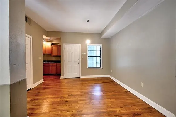 $1,725 | 760 Magazine Street, Unit 111, New Orleans, LA 70130