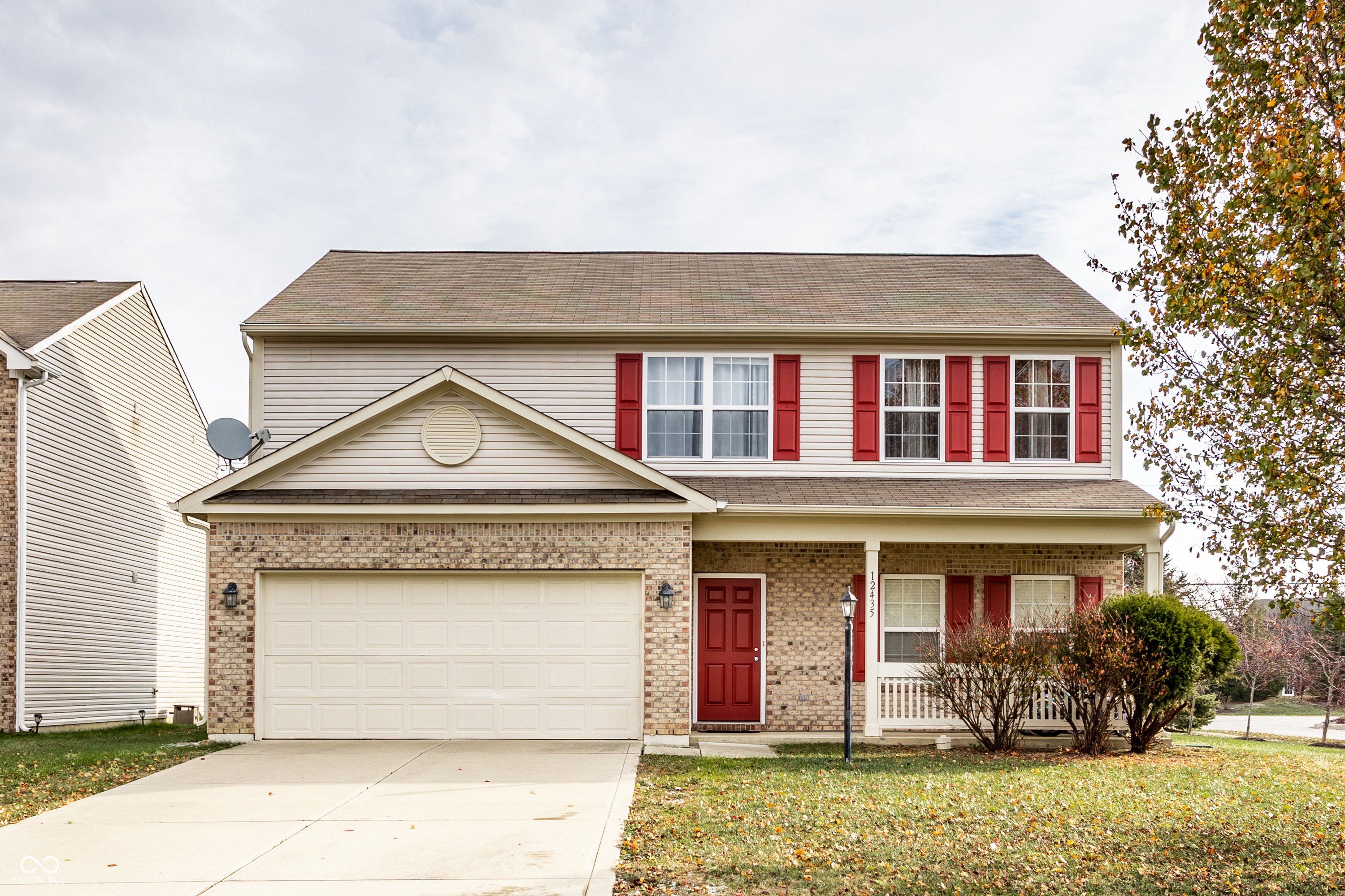 12435 Schoolhouse Road Fishers, IN 46037 - Photo 1 of 46