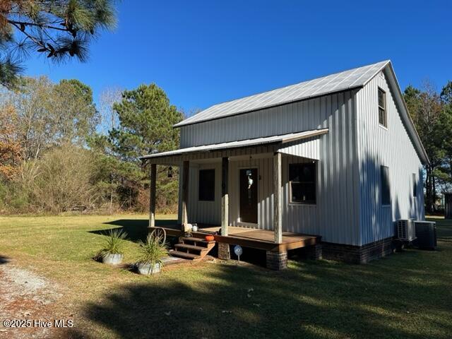 687 Alligator Creek Road Merritt, NC 28556 - Photo 30 of 41 Right Side