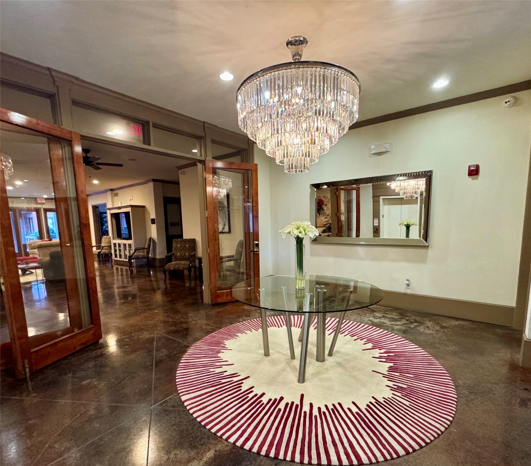 2400 McCue Road, Unit 233 Houston, TX 77056 - Photo 19 of 41 a view of a dining room with furniture