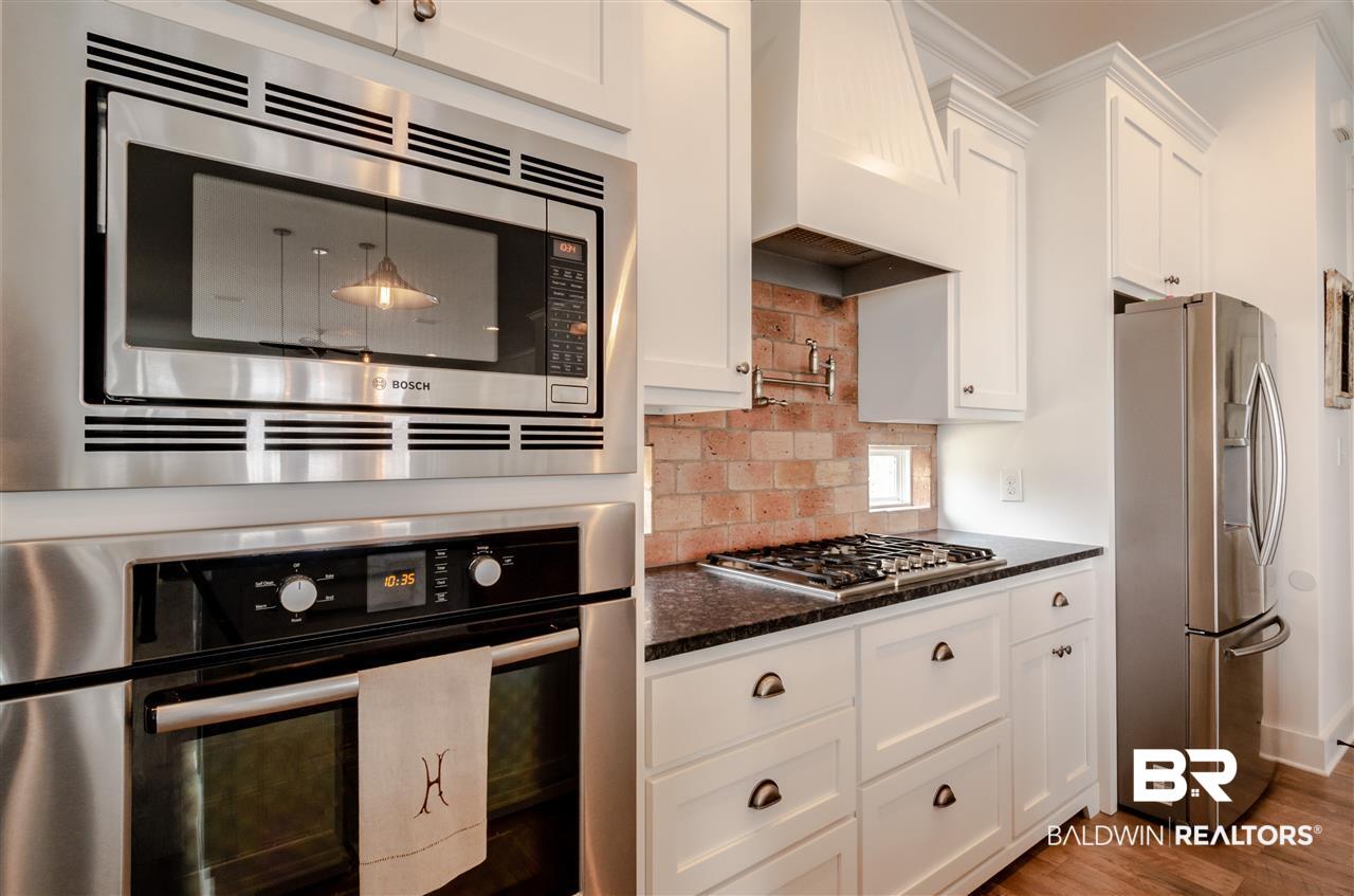 10947 County Road 1 Fairhope, AL 36532 - Photo 6 of 39 High end kitchen appliances