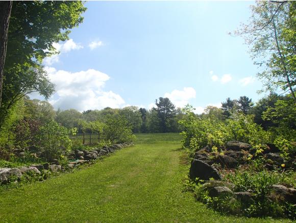 8 Moore Farm Road Keene, NH 03431 - Photo 4 of 30