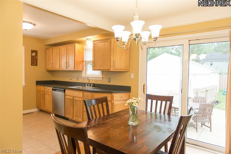 4993 North Barton Road Cleveland, OH 44124 - Photo 3 of 21 Gallery Image 3