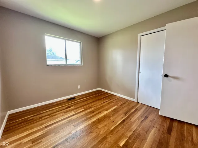 $289,900 | 100 Lincoln Street, Plainfield, IN 46168