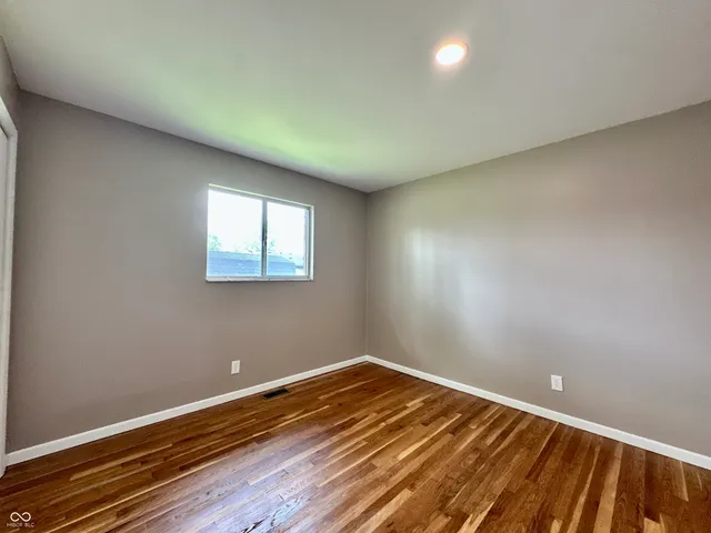 $289,900 | 100 Lincoln Street, Plainfield, IN 46168