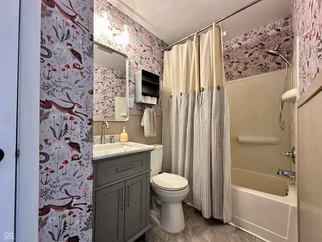 $289,900 | 100 Lincoln Street, Plainfield, IN 46168