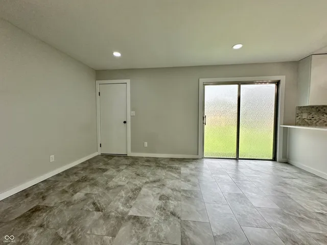 $289,900 | 100 Lincoln Street, Plainfield, IN 46168