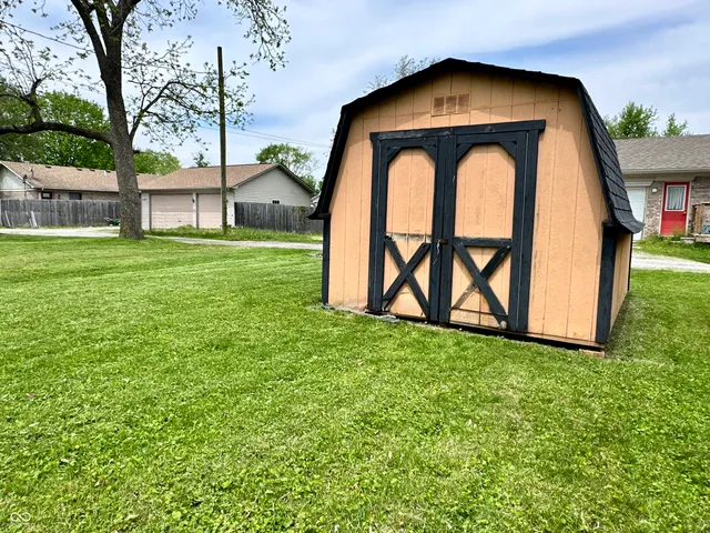 $289,900 | 100 Lincoln Street, Plainfield, IN 46168